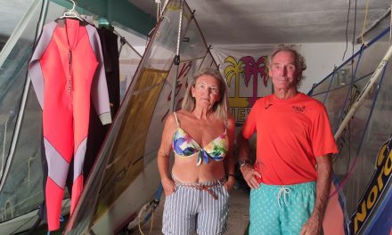Christian et Cristina Voyer, 47 ans à partager leur passion du windsurf au Sea Surf Patrol (Cullera / Espagne)